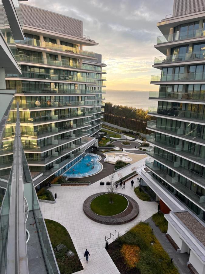 Wave Apartment Tyballtic 7Th Floor With Two Bedrooms And Sea View! Miedzyzdroje Bagian luar foto