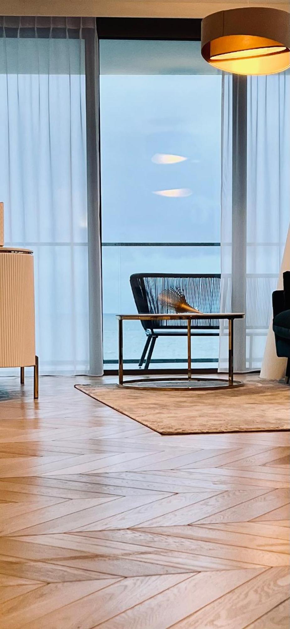 Wave Apartment Tyballtic 7Th Floor With Two Bedrooms And Sea View! Miedzyzdroje Bagian luar foto